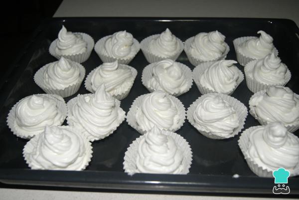 Receta de Merengue bañado en chocolate - Paso 7