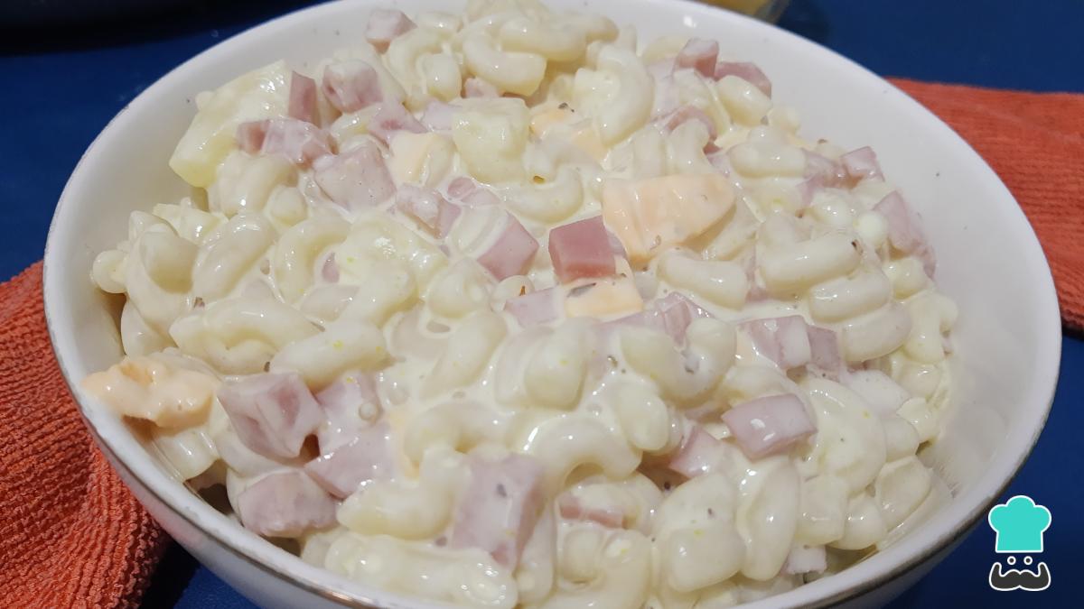 Receta de Sopa fría de coditos hawaiana