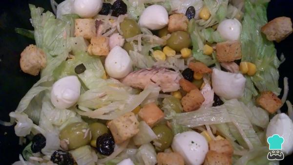 Receta de Ensalada de caballa en aceite