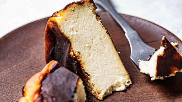José Andrés, chef: “La tarta de queso quemada vasca más cremosa se hornea a 210 ºC y lleva queso de cabra” - La clave está en los ingredientes y el horneado