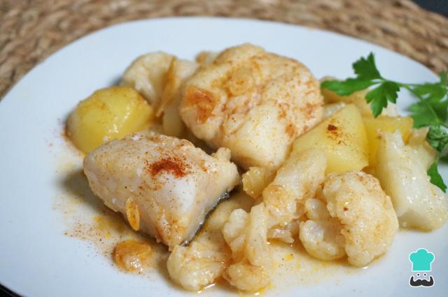 Bacalao Con Coliflor - Receta GALLEGA (Con Patatas)