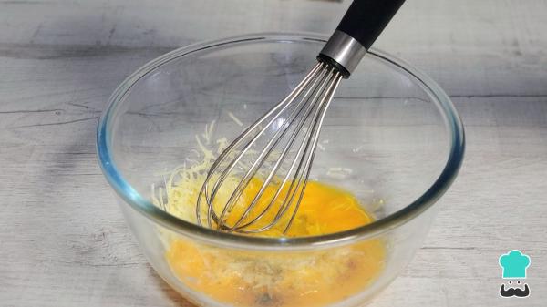 Receta de Carbonara de pistacho cremosa que dejará a todos con ganas de más - Paso 4