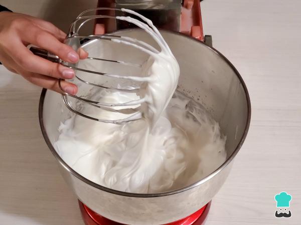 Receta de Bizcocho para torta fría de un kilo - Paso 2