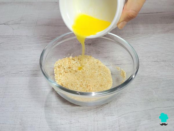 Receta de Tarta de queso con higos sin horno: un postre fácil y cremoso para aprovechar la fruta de temporada - Paso 1