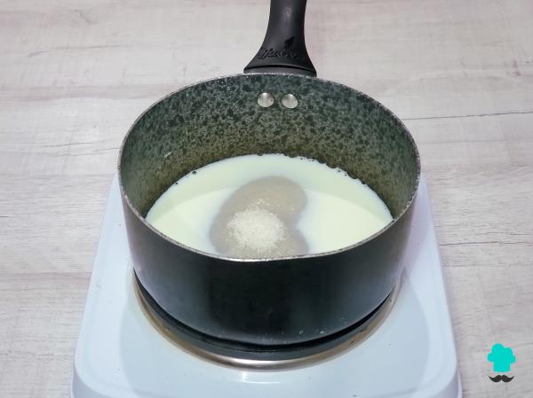 Receta de Tarta de queso con higos sin horno: un postre fácil y cremoso para aprovechar la fruta de temporada - Paso 4