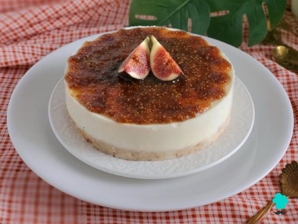 Receta de Tarta de queso con higos sin horno: un postre fácil y cremoso para aprovechar la fruta de temporada - Paso 9