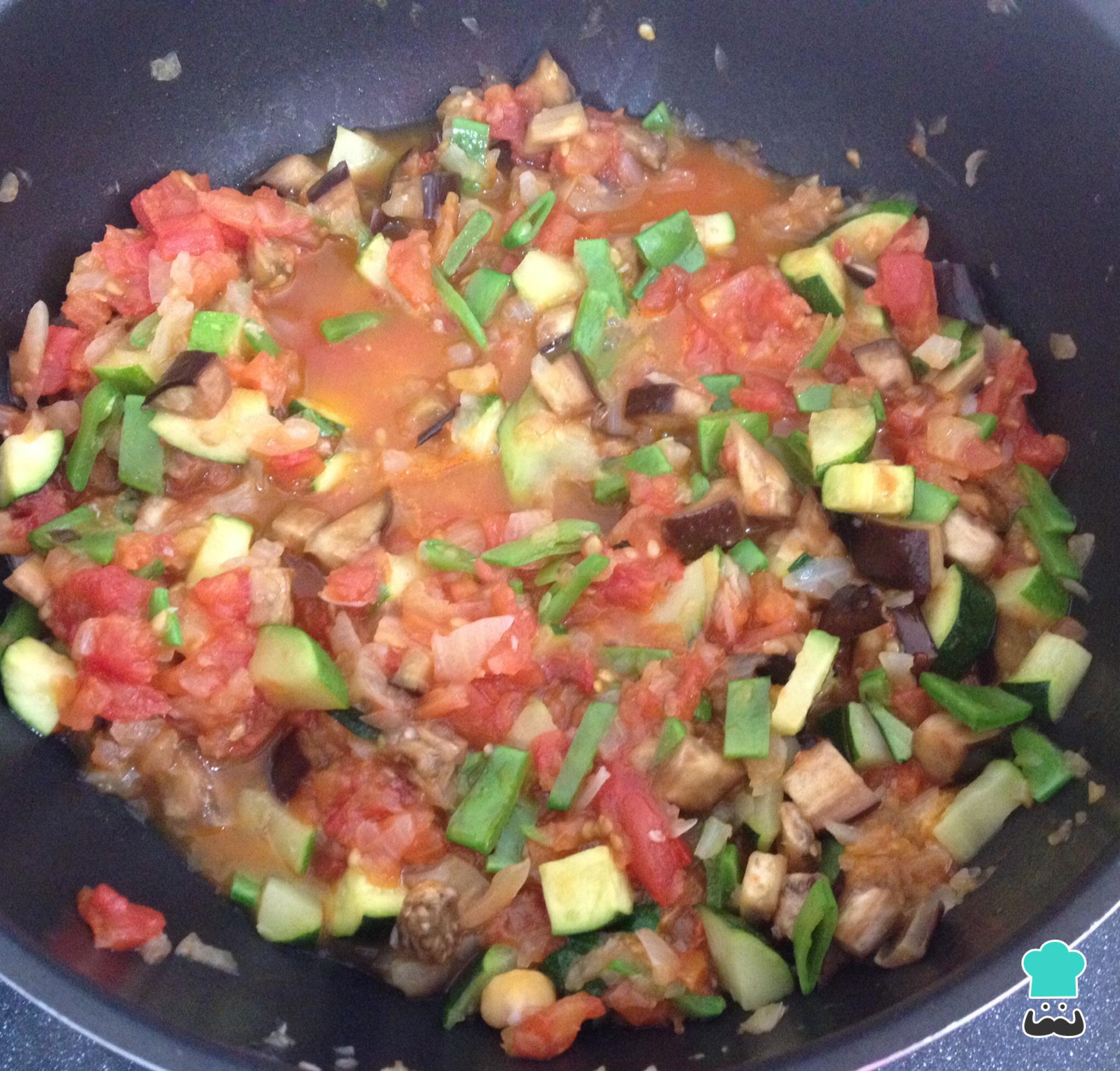 Cocido de garbanzos con vegetales Fácil