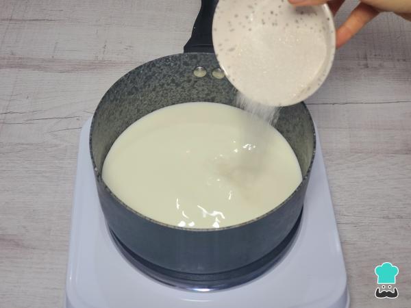 Receta de Suspiro limeño - Paso 1
