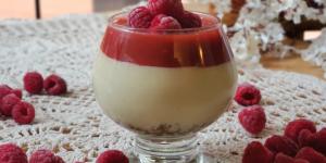 Receta de La tarta de queso en vaso fácil y perfecta para cualquier ocasión: cremosa, rápida y sin horno