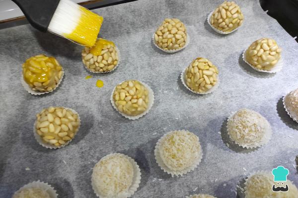 Receta de Panellets con patata - Paso 8