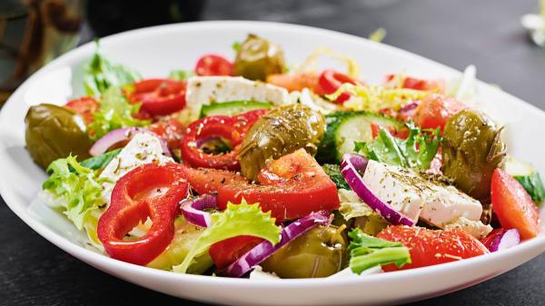 Los chefs españoles coinciden: “El ingrediente que mejora las ensaladas no es el aceite ni el vinagre, sino unos buenos encurtidos”