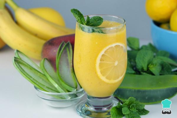 Batidos detox para eliminar barriga - Batido de aloe vera y limón