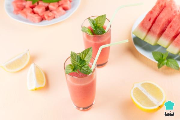 Batidos detox para eliminar barriga - Batido de sandía y limón