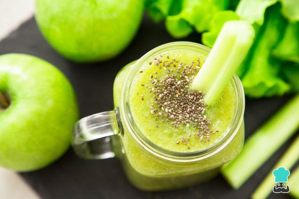 Batidos detox para eliminar barriga - Batido de té verde, manzana y chía