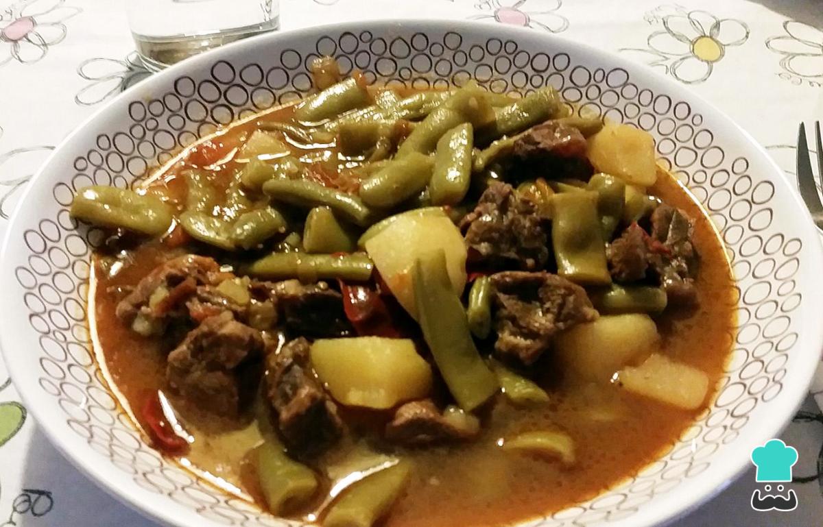 Receta de Estofado de carne con patatas y judías verdes