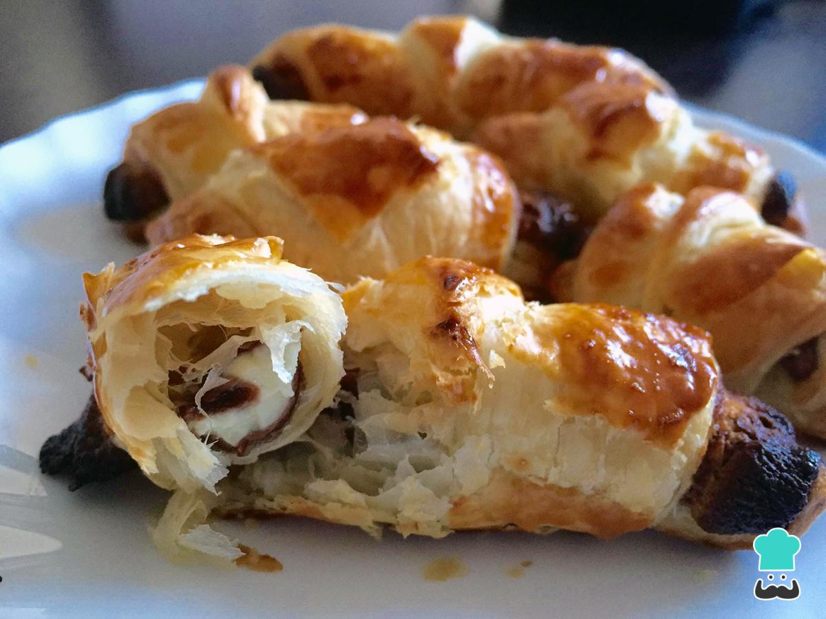 Receta de Croissants rellenos de Kinder Chocolate
