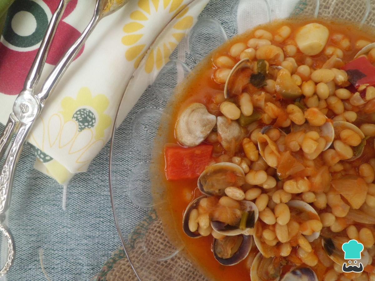 Receta de Almejas con habas tiernas