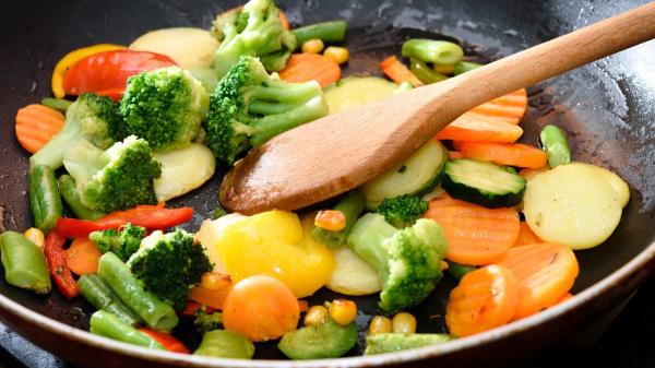 El veredicto de la OCU: la dieta antiinflamatoria no es una moda y puede ayudar a prevenir enfermedades - Cómo cocinas los alimentos también importa
