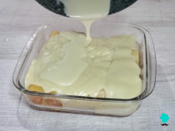 Receta de Canelones de atún y huevo con bechamel: la versión casera más cremosa y fácil - Paso 11