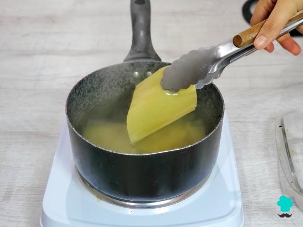 Receta de Canelones de atún y huevo con bechamel: la versión casera más cremosa y fácil - Paso 5