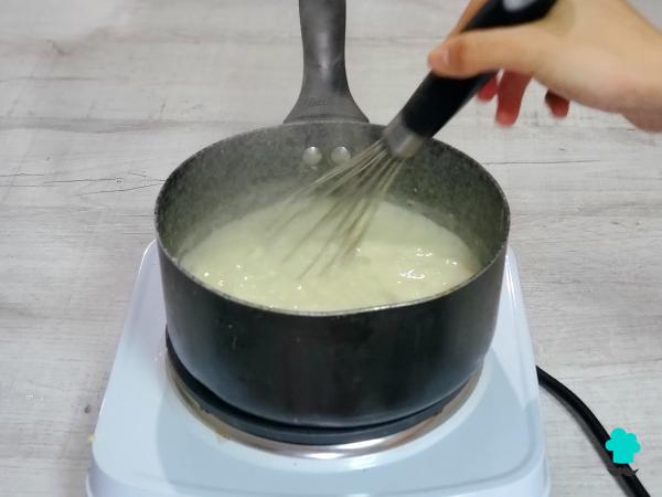 Receta de Canelones de atún y huevo con bechamel: la versión casera más cremosa y fácil - Paso 10
