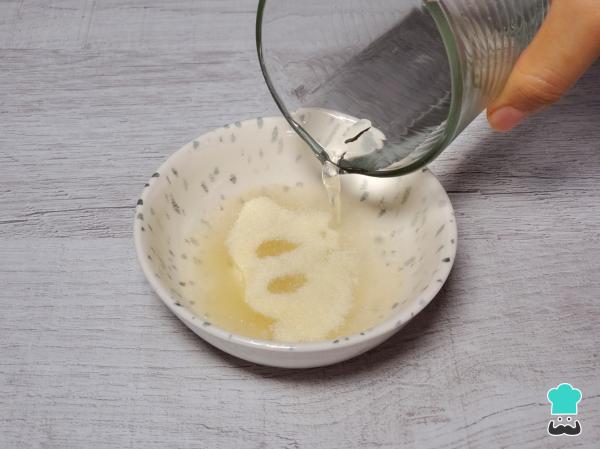 Receta de Gelatina de fresa natural - Paso 1