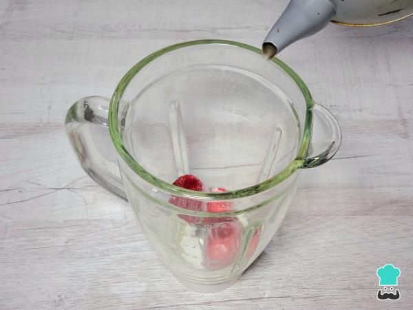 Receta de Gelatina de fresa natural - Paso 2