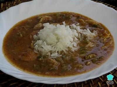 Receta de Gumbo de salchichas y pavo