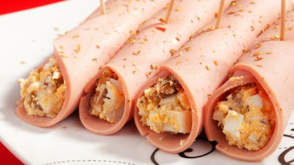 Canelones fríos de verano: desde atún y huevo hasta salmón y aguacate, las mejores recetas para combatir el calor - Cómo servir los canelones fríos para que queden perfectos