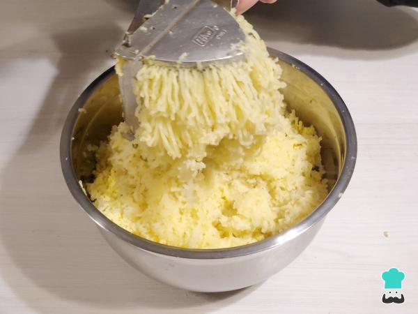 Receta de Papa rellena peruana - Paso 2