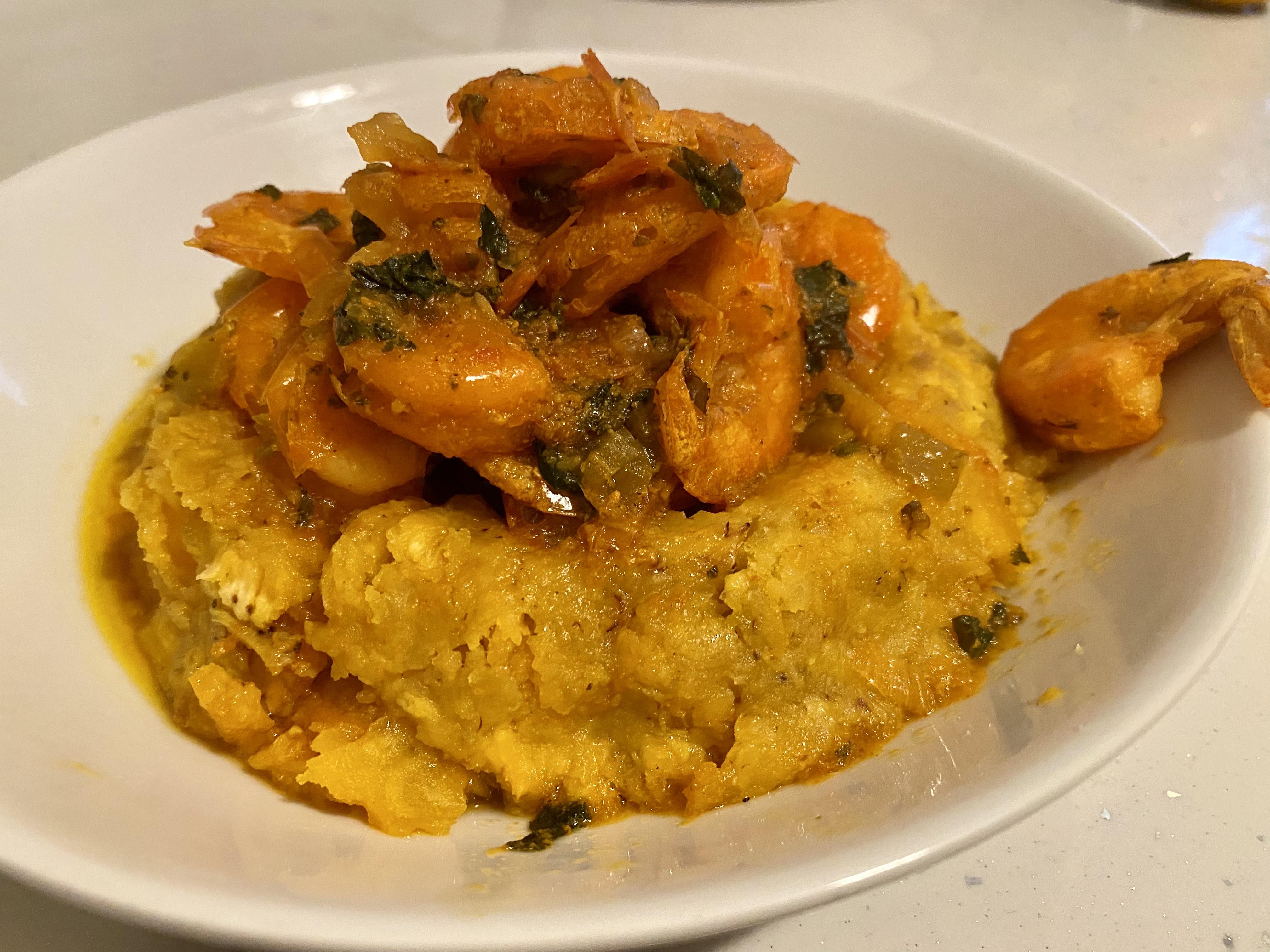 mofongo relleno de camarones