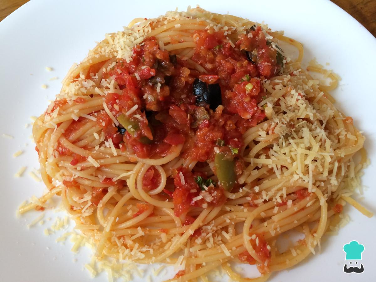 Receta de Pasta a la puttanesca