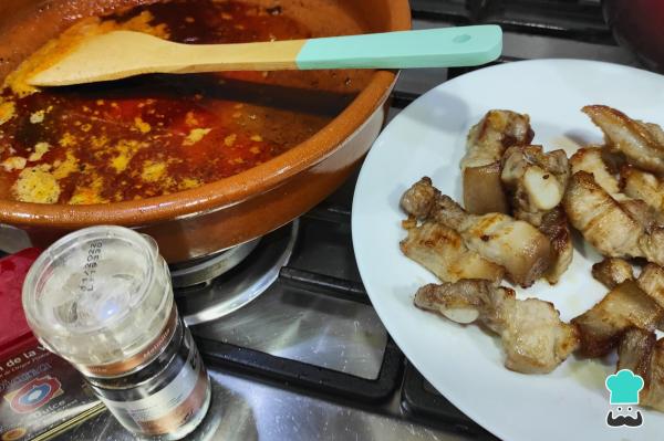 Receta de Patatas revolconas o patatas meneás - Paso 3
