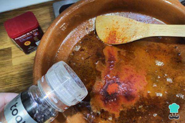 Receta de Patatas revolconas o patatas meneás - Paso 4