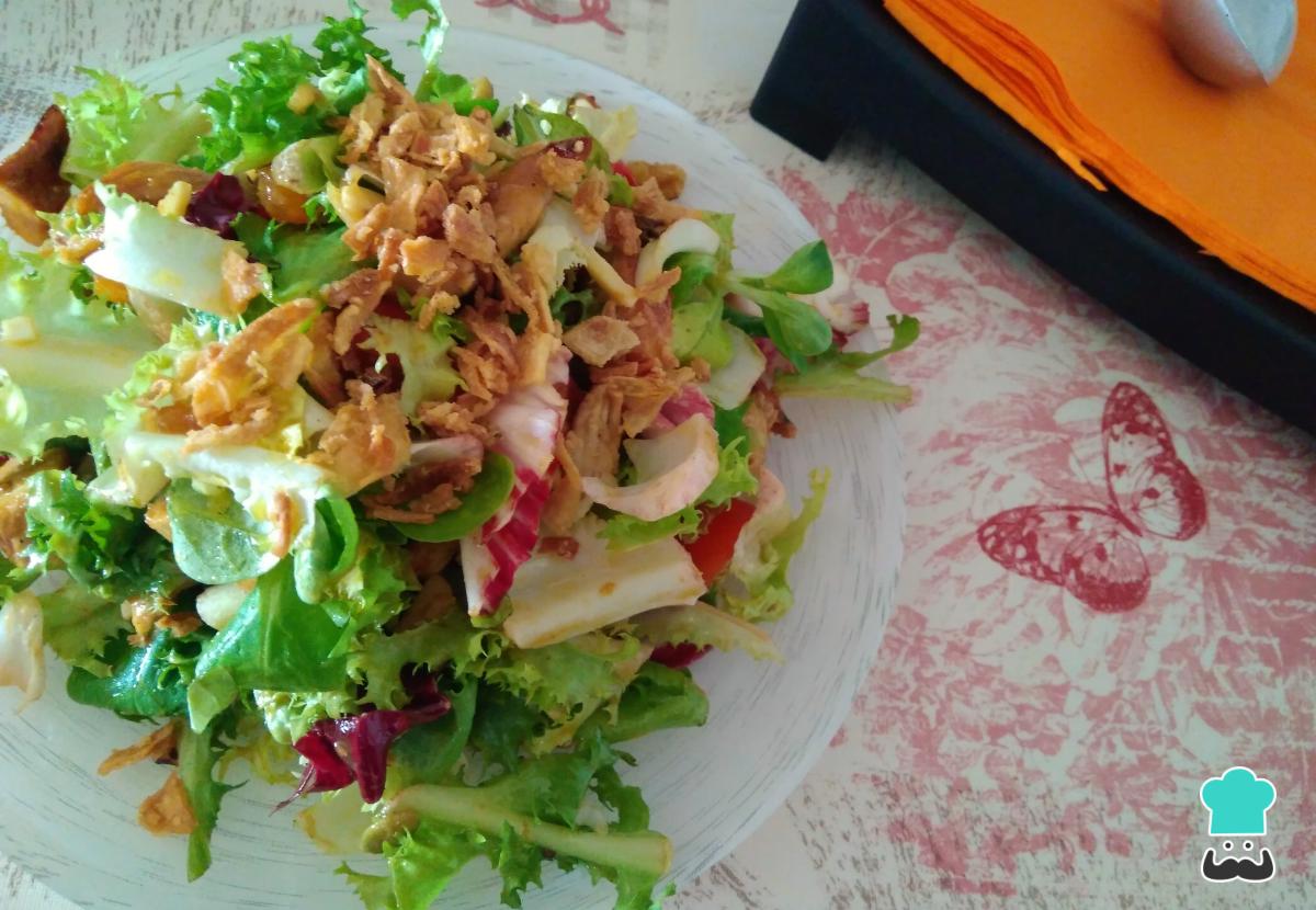 Receta de Ensalada de pollo con salsa de mostaza y miel