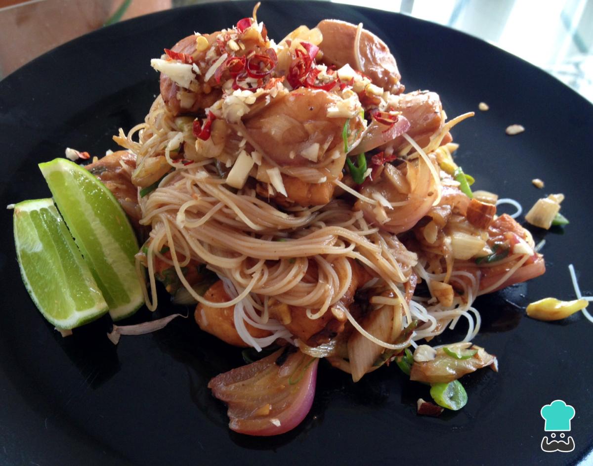 Receta de Pad thai de pollo y tamarindo