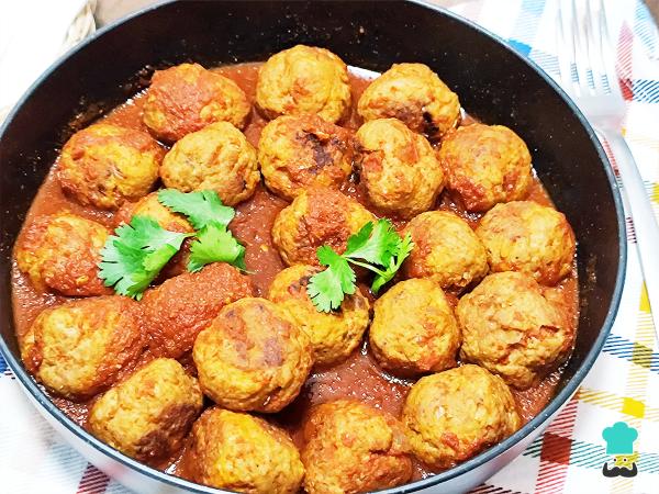 Receta de Albóndigas enchipotladas - Paso 6