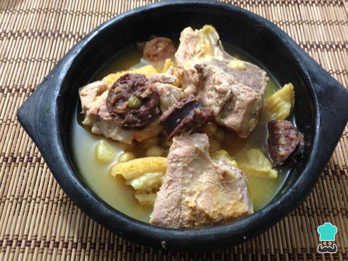 Receta de Callos a la madrileña con garbanzos