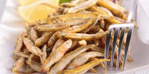 Los expertos en nutrición coinciden: “El pescado frito más saludable no se hace con harina de trigo, sino con harina de garbanzo, ajo y pimentón”