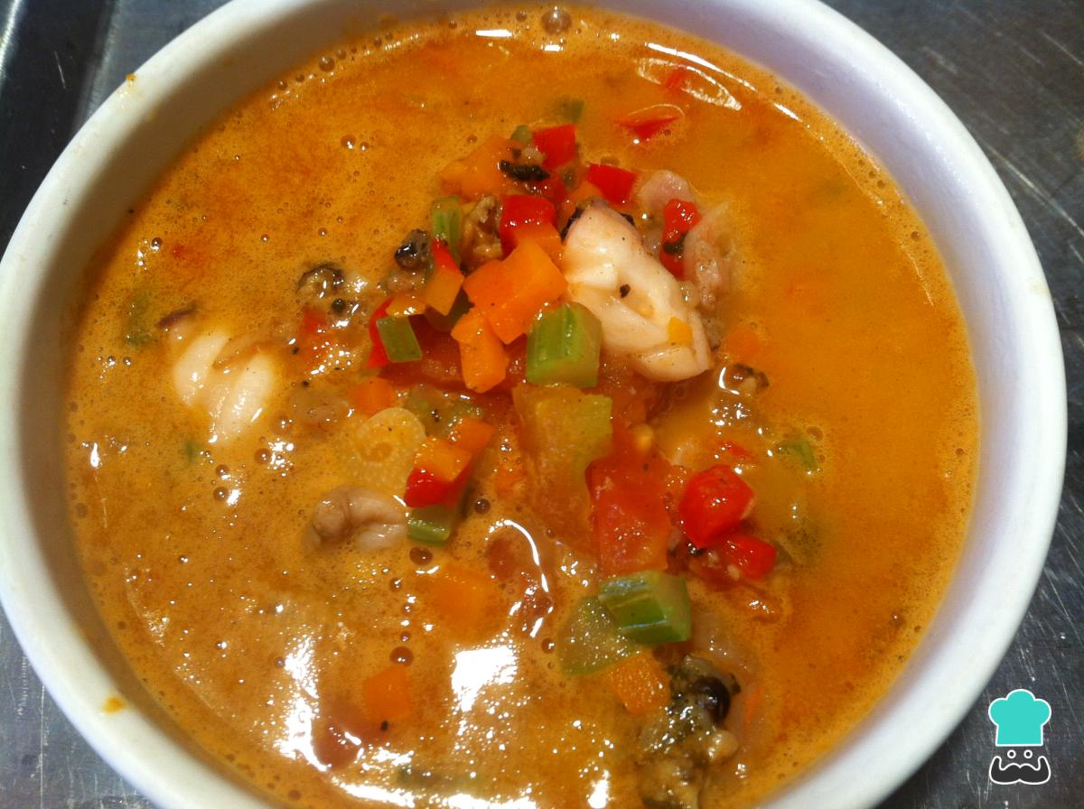 Receta de Sopa de marisco y verduras