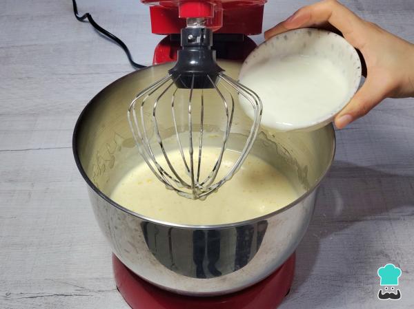 Receta de Bizcocho de nata y chocolate - Paso 2