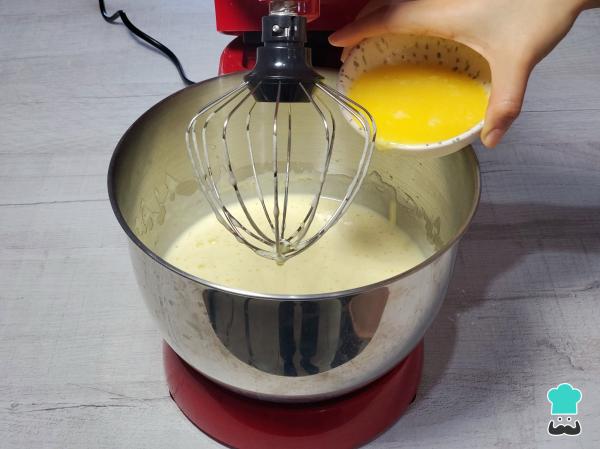 Receta de Bizcocho de nata y chocolate - Paso 3