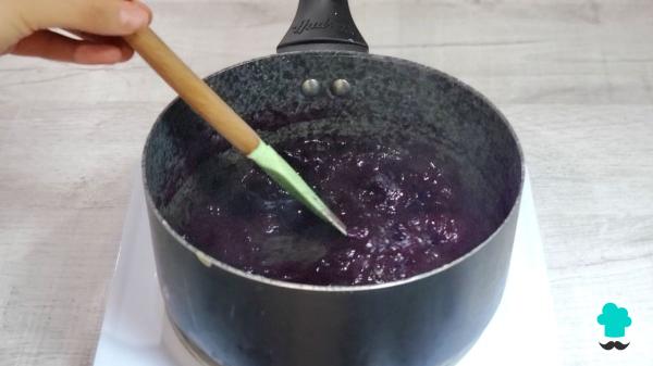 Receta de Cherry pie o tarta de cerezas: el clásico americano con relleno jugoso y masa crujiente - Paso 5