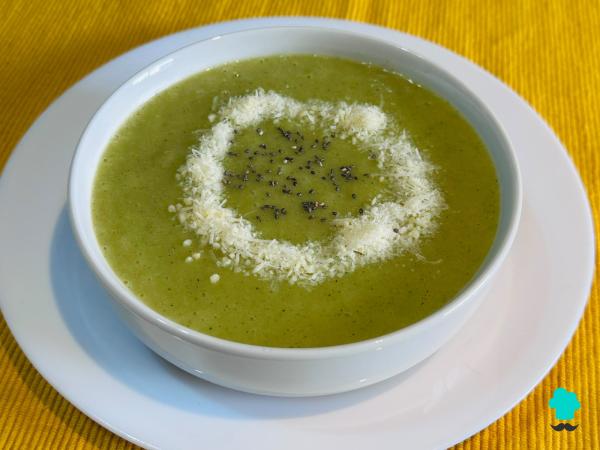 Receta de Crema fría de calabacín: fácil, cremosa y ligera, sin quedar pesada - Paso 9