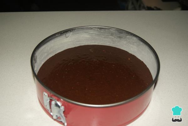 Receta de Bizcocho de chocolate con coberura - Paso 8