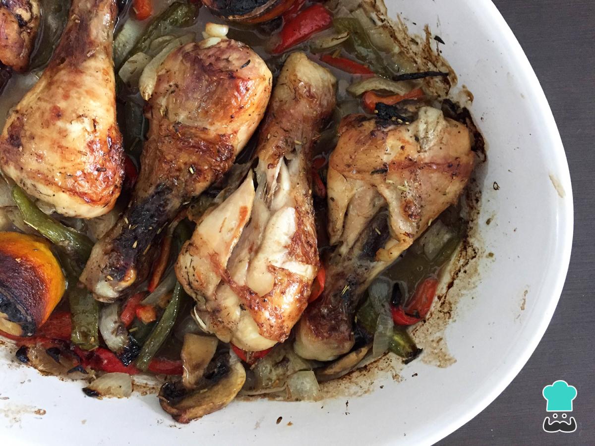 Receta de Pollo al horno con verduras y champiñones
