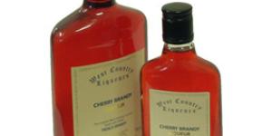 Cerezas en aguardiente