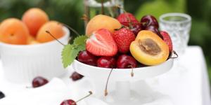 Mucho más que vitaminas: las cinco frutas de primavera que combaten la inflamación y cuidan tu corazón