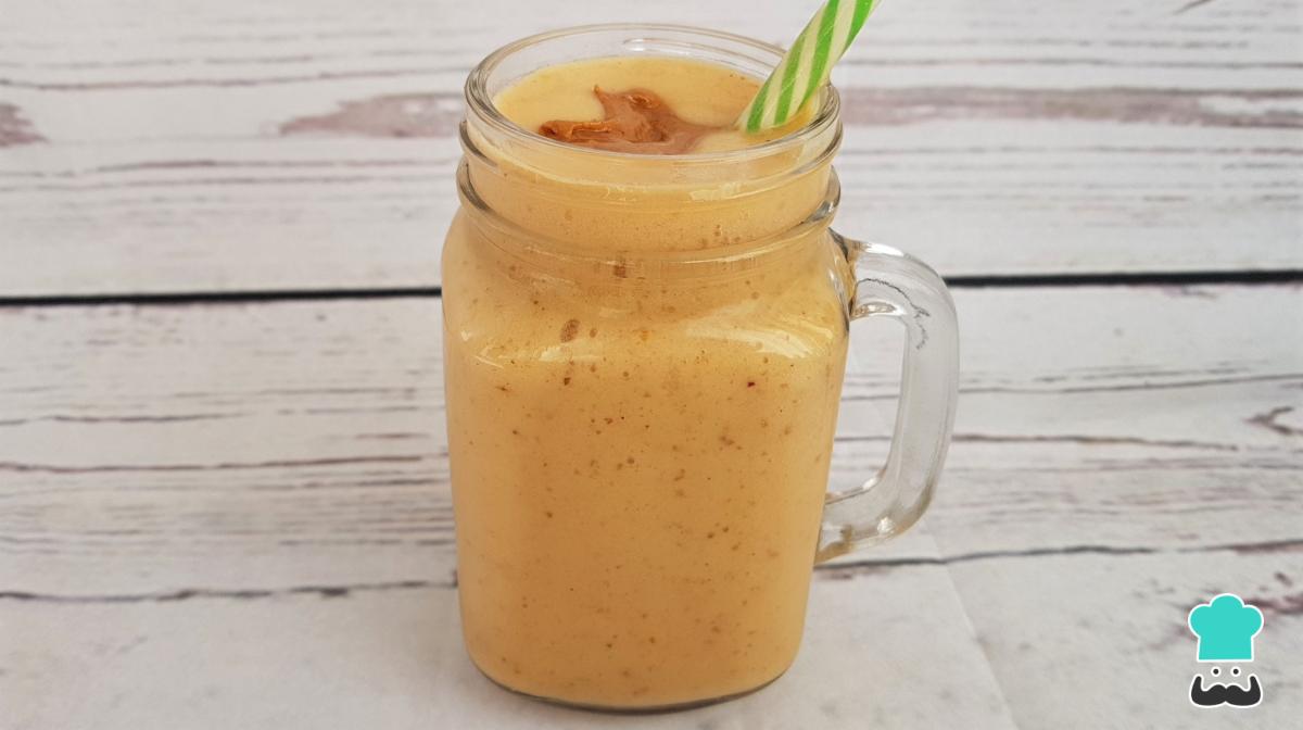 Smoothie de plátano y canela sin azúcar