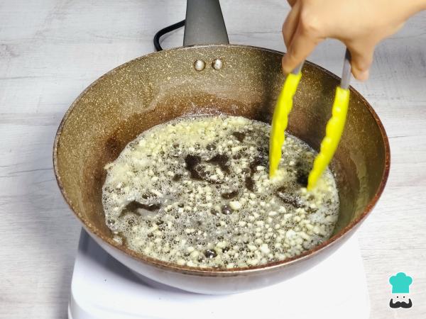 Receta de Tallarines con mantequilla y ajo - Paso 5